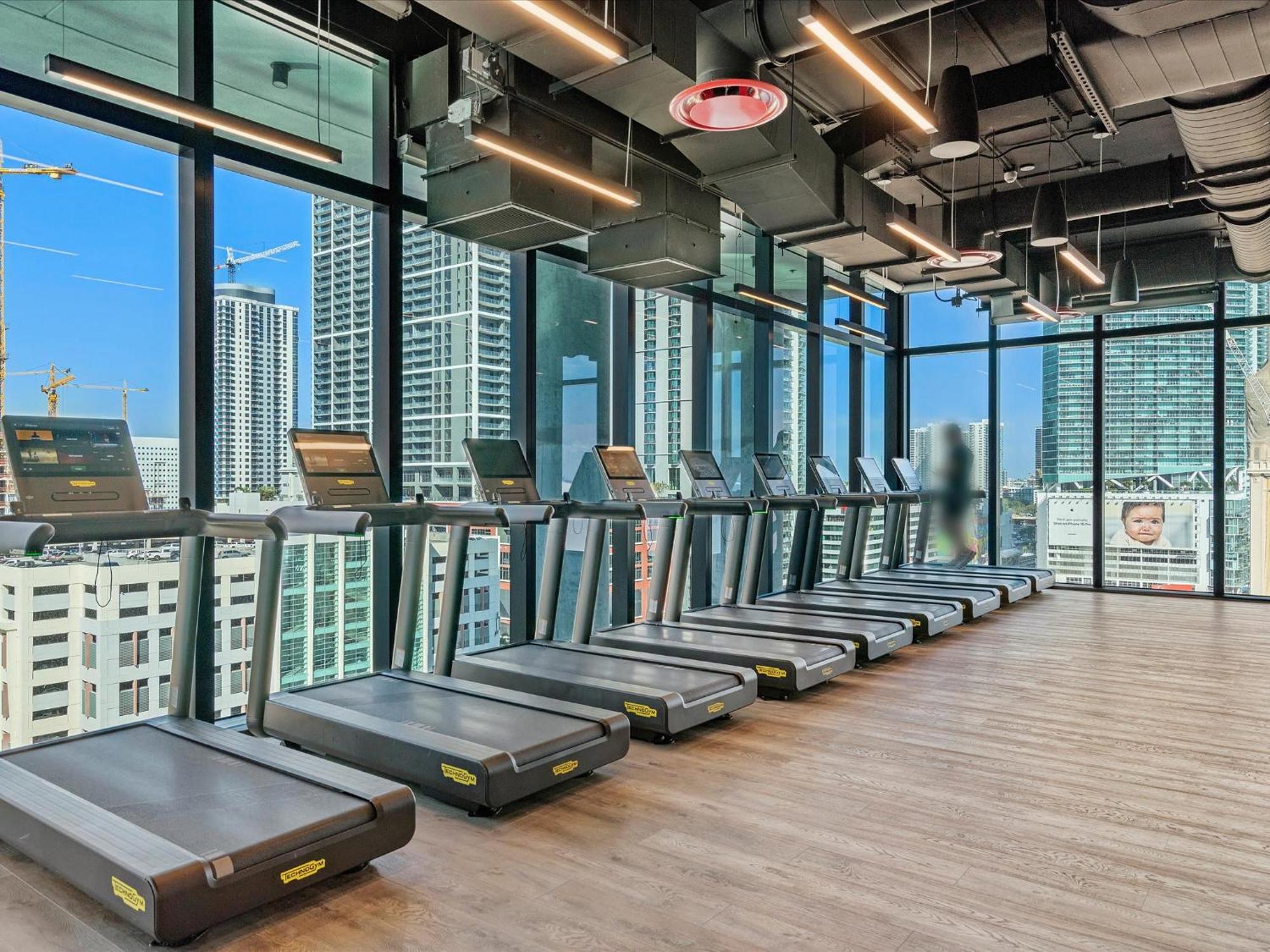 Mvr - Walkable Downtown - 11k Reviews